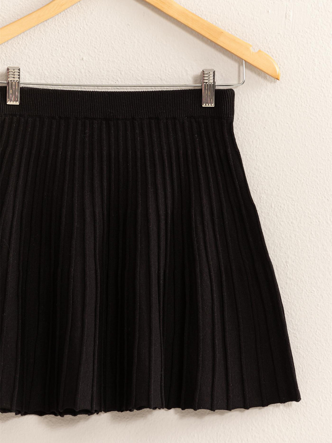 Black High Waist Pleated Short Skirt