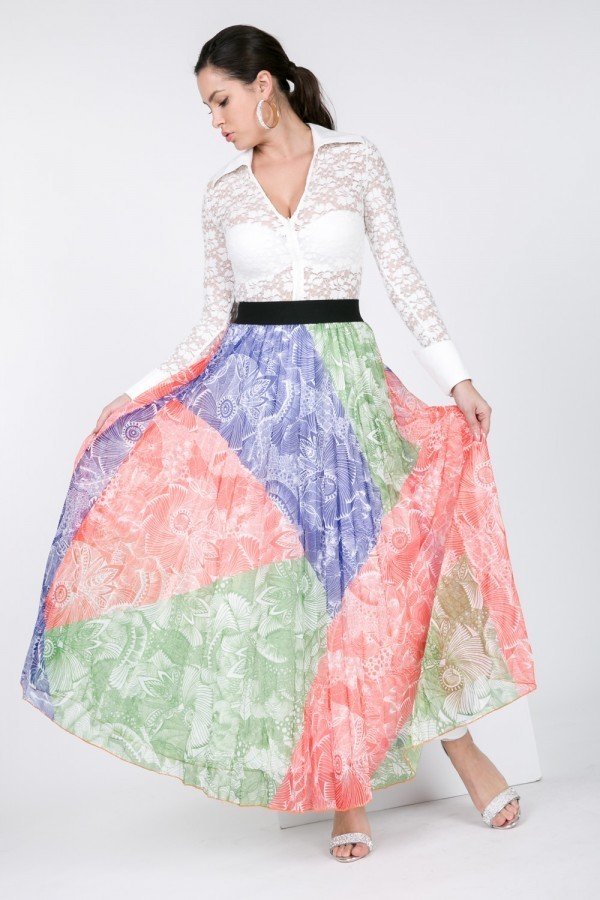 L Multicolor Pleated Long Skirt